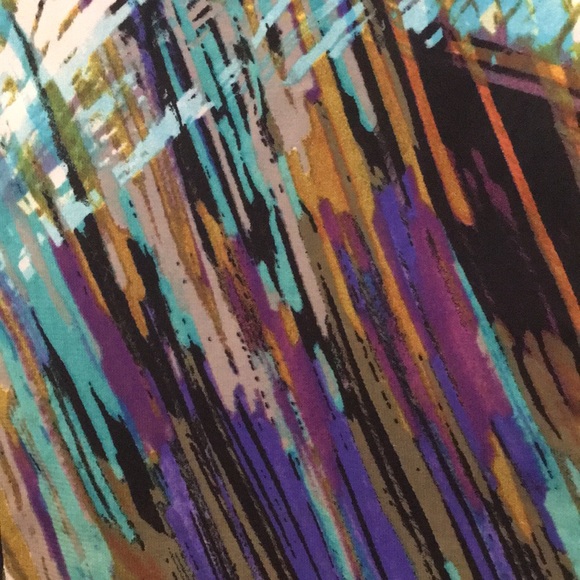 Beautiful and colourful midi flair XL Spense skirt. - Picture 2 of 6